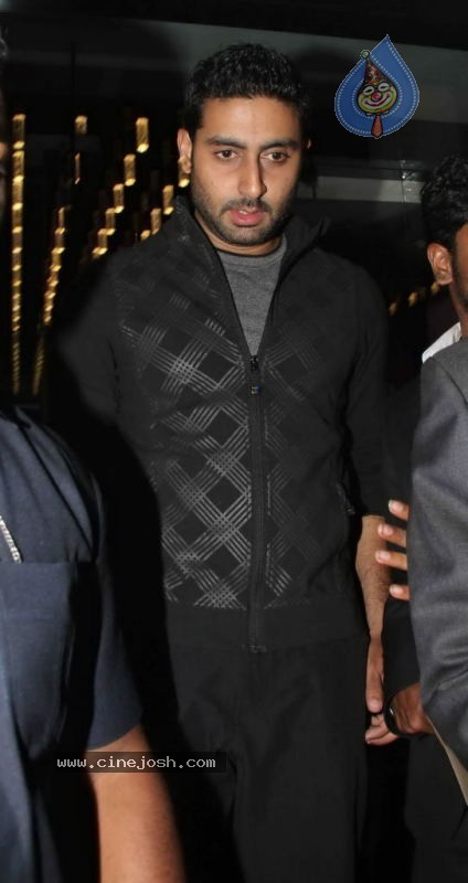Bollywood Stars at Big IMA Awards - 81 / 96 photos