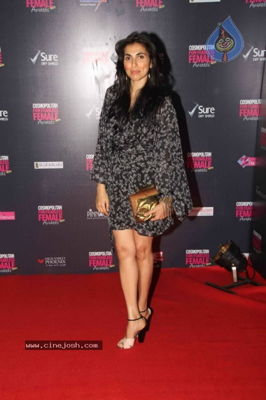 Bollywood Stars at Cosmopolitan Awards - 69 / 100 photos