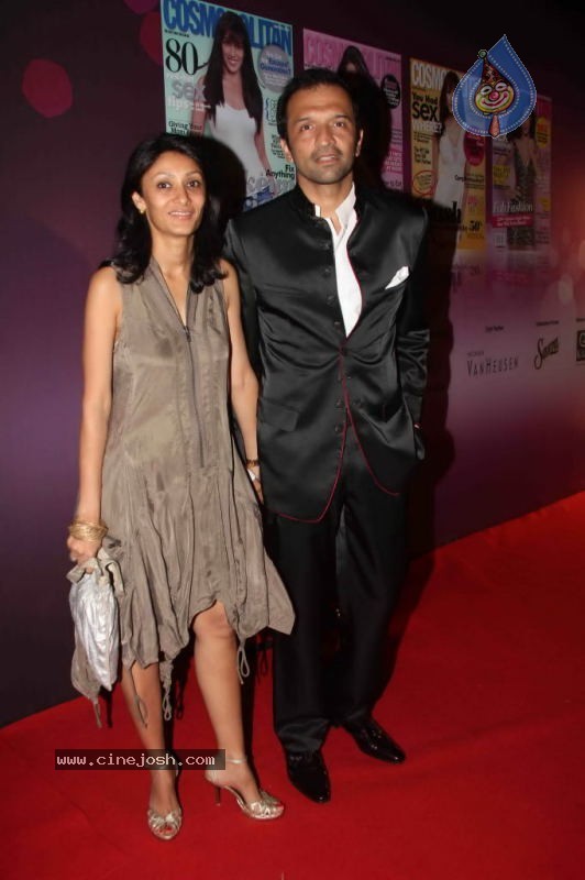 Bollywood Stars at Cosmopolitan Awards - 82 / 100 photos