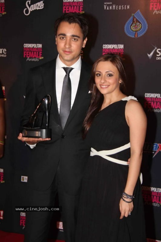 Bollywood Stars at Cosmopolitan Awards - 86 / 100 photos