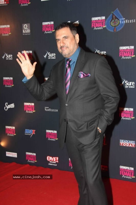 Bollywood Stars at Cosmopolitan Awards - 96 / 100 photos