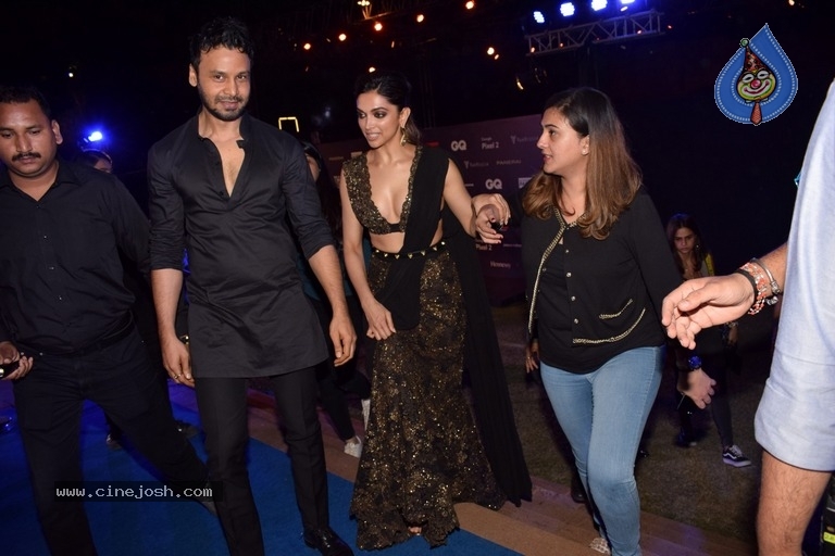Bollywood Stars at GQ Fashion Nights 2017 - 21 / 21 photos