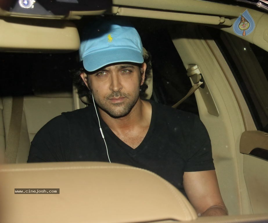 Bollywood Stars at Karan Johar Birthday Bash - 56 / 72 photos