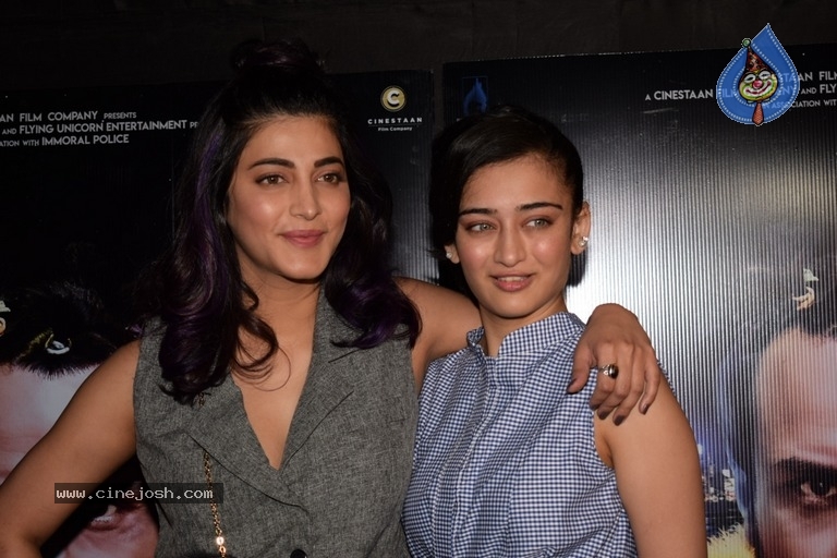 Bollywood Stars At Special Screening Of Kaalakaandi - 6 / 15 photos