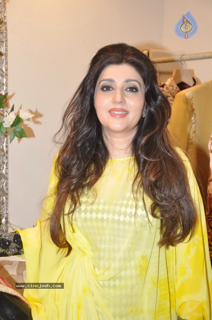 Bollywood Women's Day Special - 139 / 150 photos
