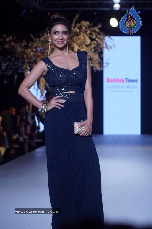 Bombay Times Fashion Week - 22 / 52 photos