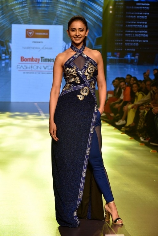 Bombay Times Fashion Week 2019 - 18 / 41 photos