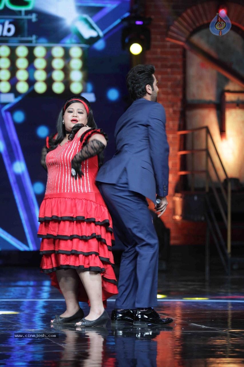 Bombay Velvet Team at IGT 6 Sets - 22 / 43 photos