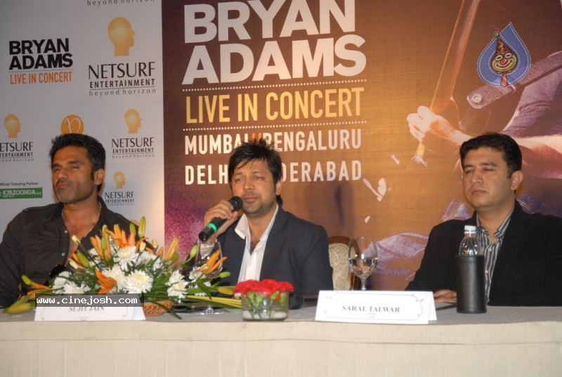 Bryan Adams Live in Concert Press Meet - 14 / 25 photos