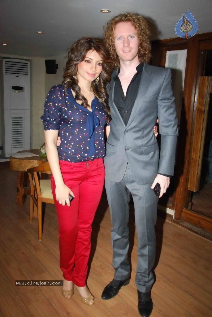 Cafe Mangii Italian Restaurant Launch - 60 / 100 photos