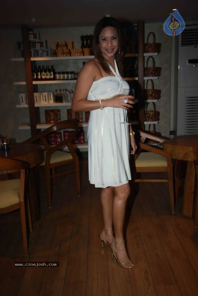 Cafe Mangii Italian Restaurant Launch - 70 / 100 photos