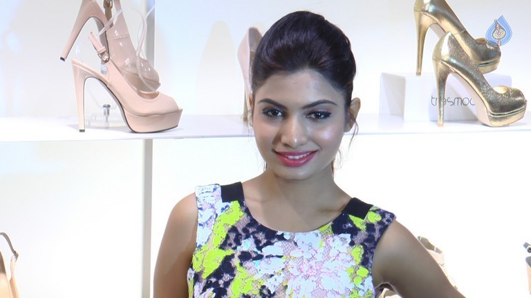 Calendar Girls at Glamorous Shopping Extravaganza - 1 / 27 photos