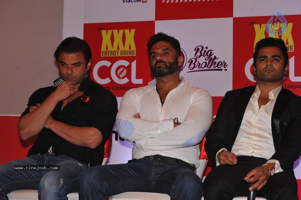 CCL 100 Hearts Social Initiative Launch - 47 / 82 photos