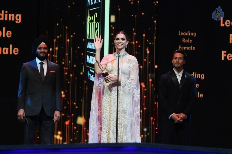 Celebrities at 17th Nexa IIFA Awards - 37 / 81 photos