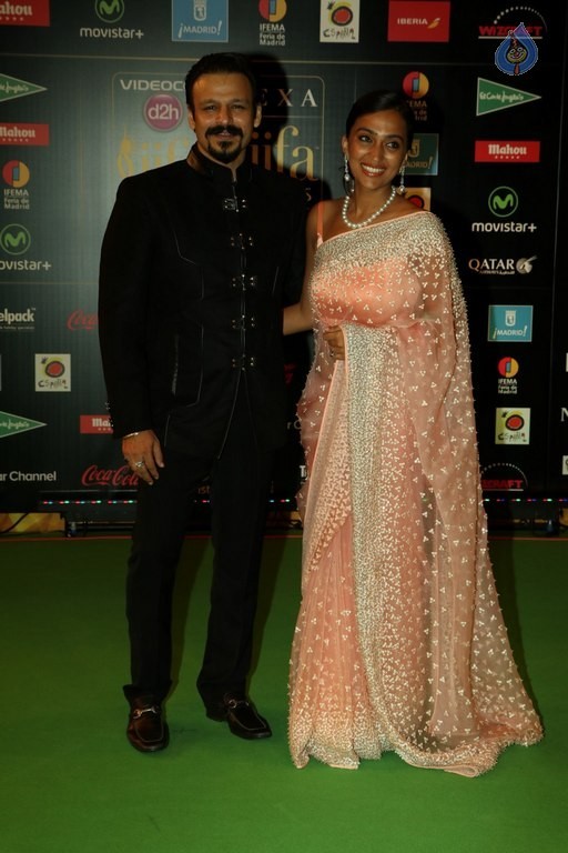 Celebrities at 17th Nexa IIFA Awards - 49 / 81 photos