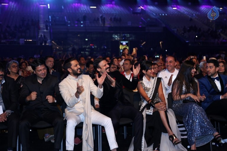 Celebrities at 17th Nexa IIFA Awards - 71 / 81 photos