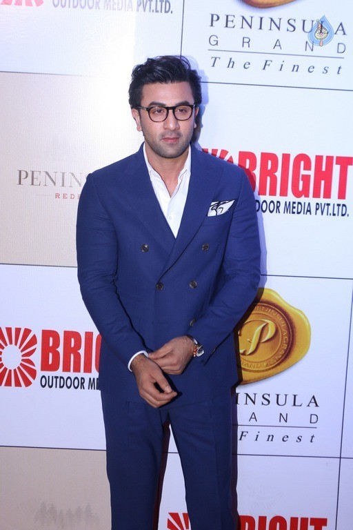 Celebrities at 3rd Bright Award Event - 22 / 50 photos