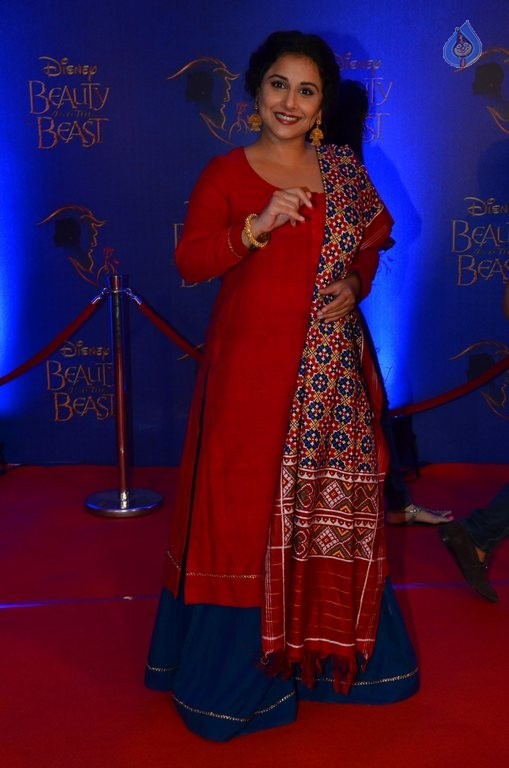 Celebrities at Beauty and The Beast Premiere - 85 / 105 photos
