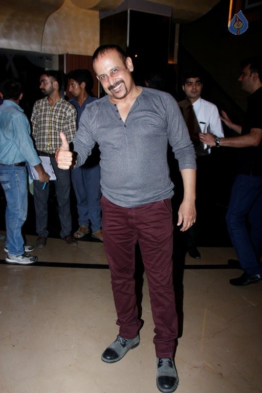 Celebrities at Chehere Film Premiere - 24 / 41 photos