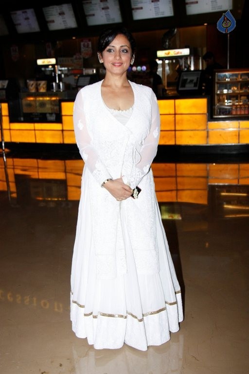 Celebrities at Chehere Film Premiere - 38 / 41 photos