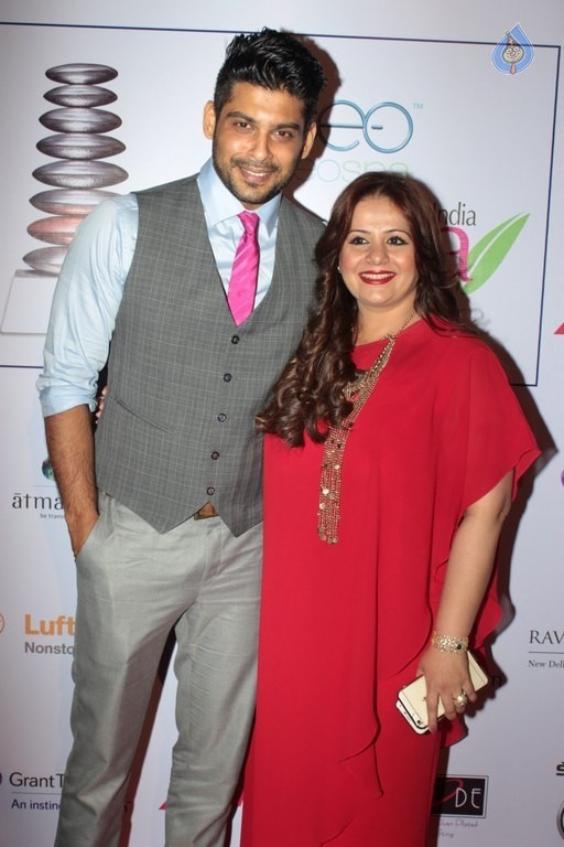 Celebrities at Geospa Asiaspa Awards  - 41 / 54 photos