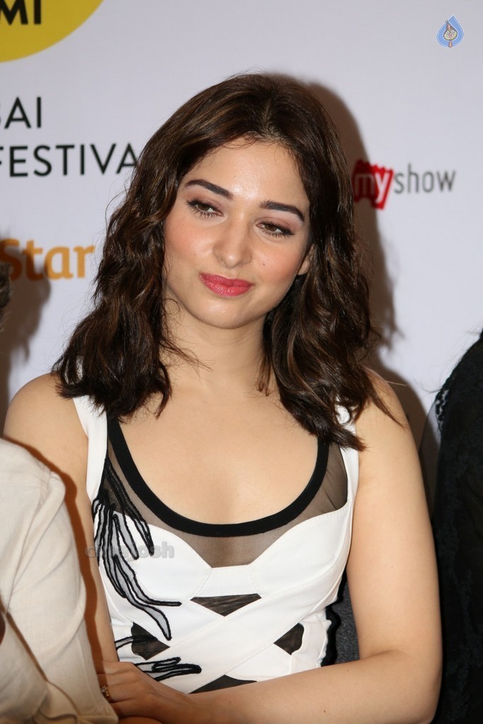 Celebrities at Jio Mami Movie Mela - 16 / 42 photos