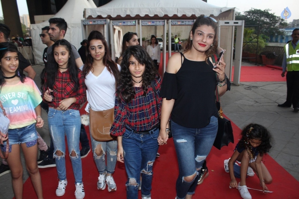 Celebrities at Justin Bieber Purpose World Tour Concert - 31 / 81 photos