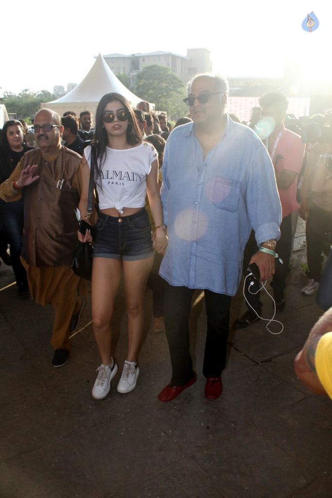 Celebrities at Justin Bieber Purpose World Tour Concert - 55 / 81 photos
