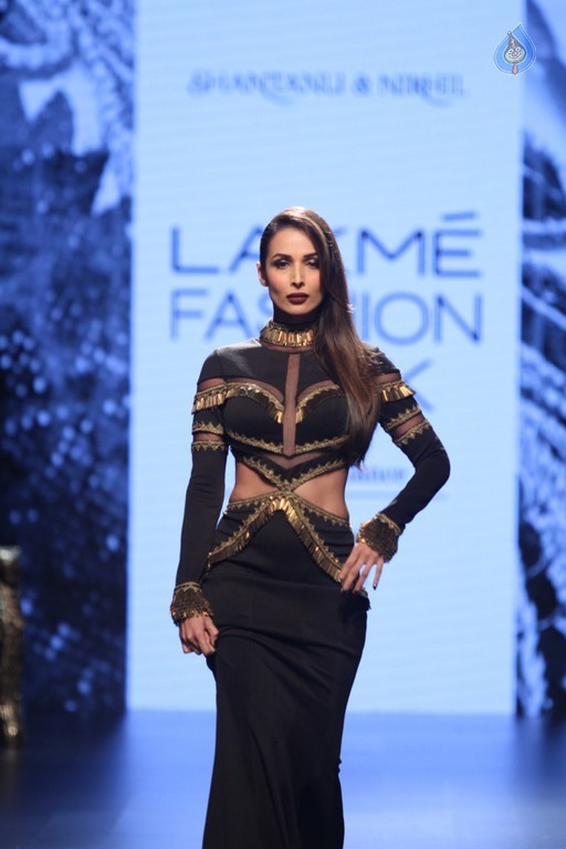Celebrities at LFW Winter Festive 2016 - 23 / 42 photos