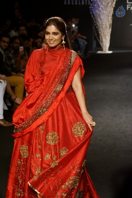 Celebrities at LFW Winter Festive 2017 - 2 / 63 photos