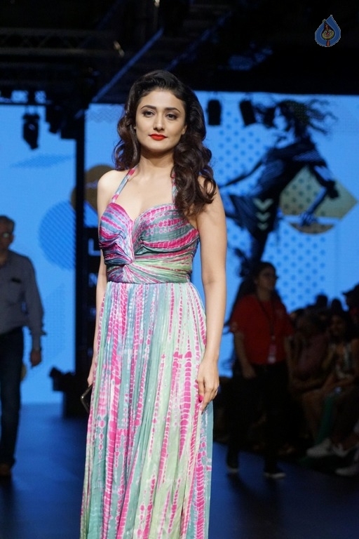 Celebrities at LFW Winter Festive 2017 - 43 / 63 photos