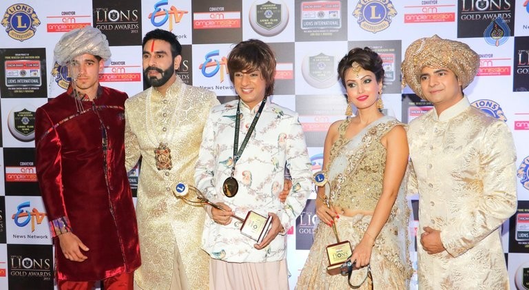 Celebrities at Lions Gold Awards 2016 - 40 / 42 photos