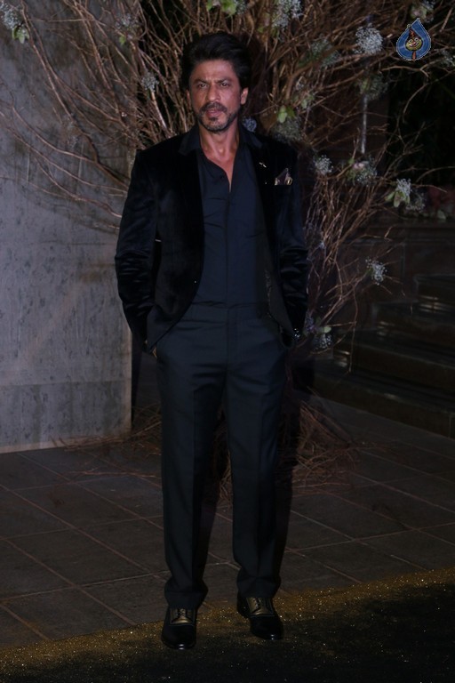 Celebrities at Manish Malhotra Birthday Bash - 19 / 80 photos