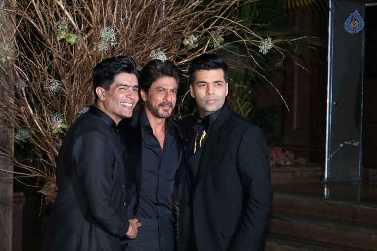 Celebrities at Manish Malhotra Birthday Bash - 63 / 80 photos