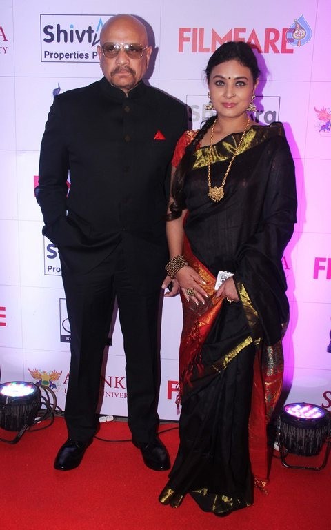 Celebrities at Marathi Filmfare Awards 2014 - 71 / 71 photos