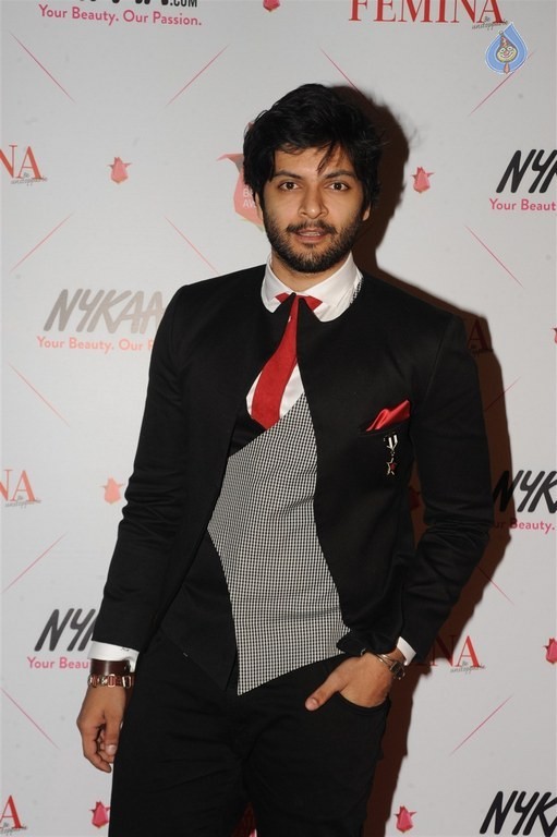 Celebrities at Nykaa Femina Beauty 2016 Awards 2 - 29 / 54 photos
