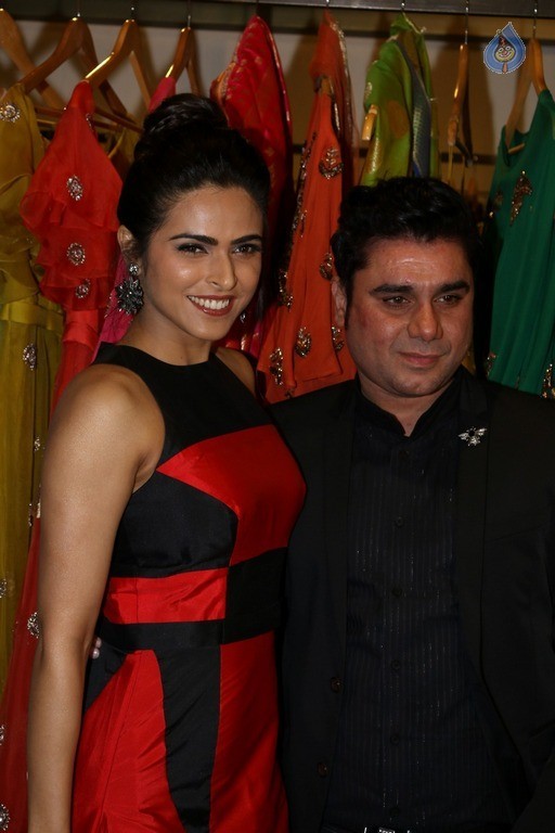 Celebrities at Rajat Tangri and Deepa Gurnani Collection Preview ...