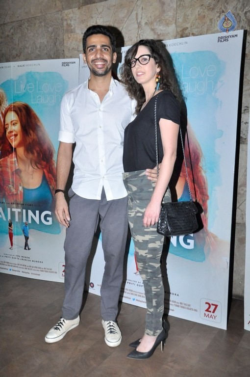 Celebrities at Screening of Film Waiting - 1 / 27 photos