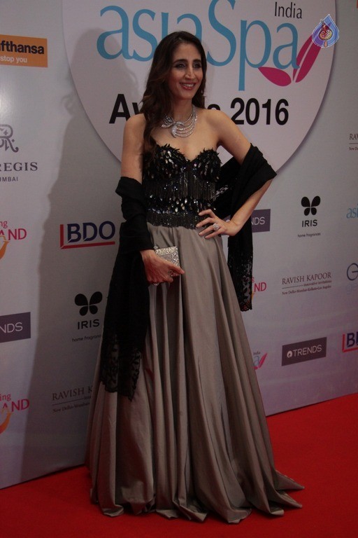 Celebrities at Star Studded Award Night - 23 / 63 photos