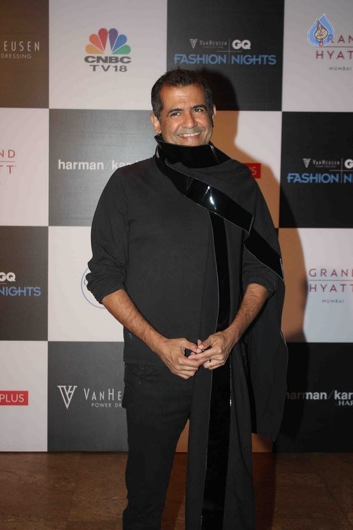 Celebrities at Van Heusen GQ Fashion Nights 2015 - 21 / 52 photos