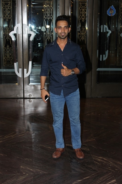 Celebrities at Zaheer Khan Engagement Party - 18 / 43 photos