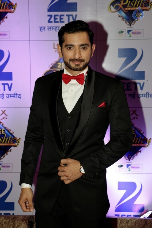 Celebrities at Zee Rishtey Awards 2015 - 69 / 93 photos