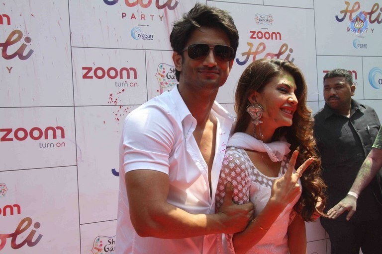 Celebrities at ZOOM Holi 2016 - 22 / 65 photos