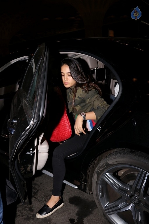 Celebrities Departs for IIFA Awards New York 2017 - 65 / 76 photos
