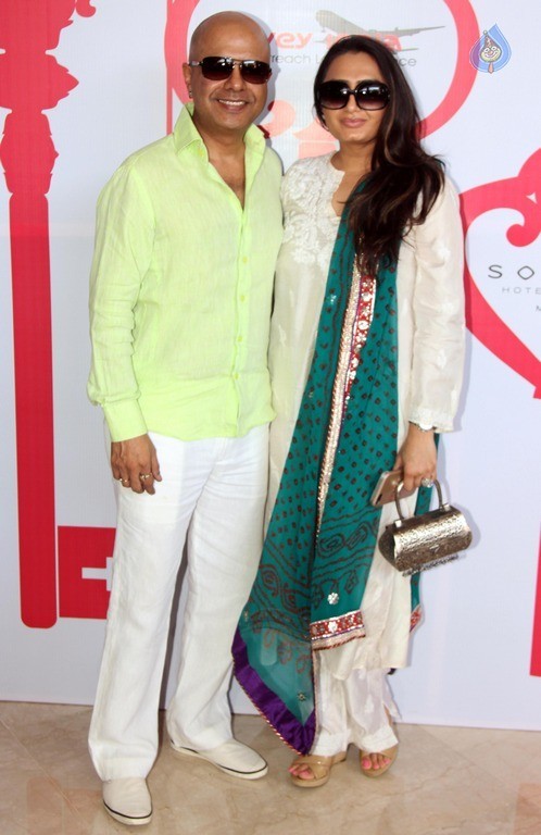 Harvey India Christmas Brunch Event - 60 / 84 photos