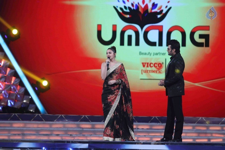 Celebrities Perform at Umang 2017 Show - 89 / 97 photos