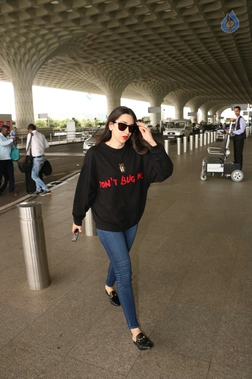 Celebrities Spotted at Airport - 6 / 21 photos