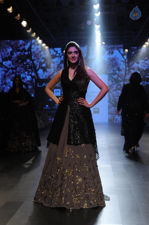 Celebrities Walk the Ramp at LFW 2016 Summer Resort 1 - 4 / 63 photos