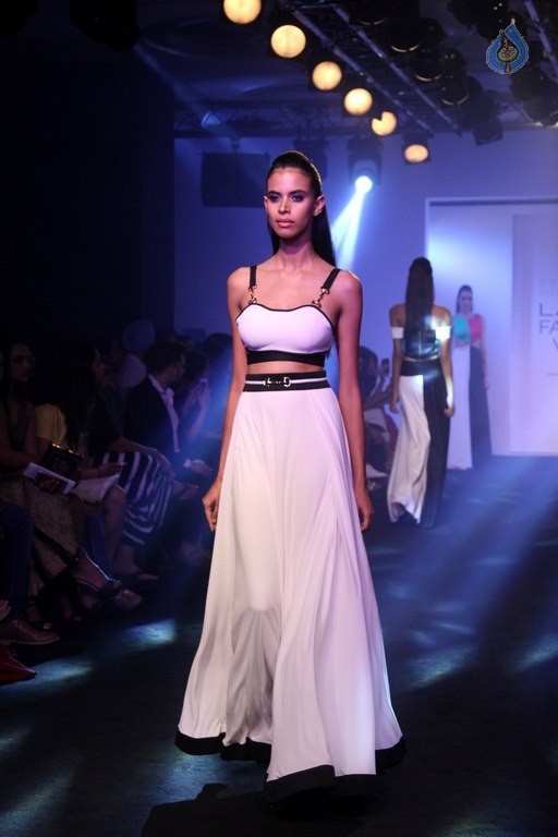 Celebrities Walk the Ramp at LFW 2016 Summer Resort 1 - 16 / 63 photos