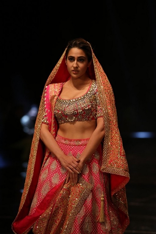 Celebrities walks the Ramp at Lakme Fashion Week 2020 - 6 / 41 photos